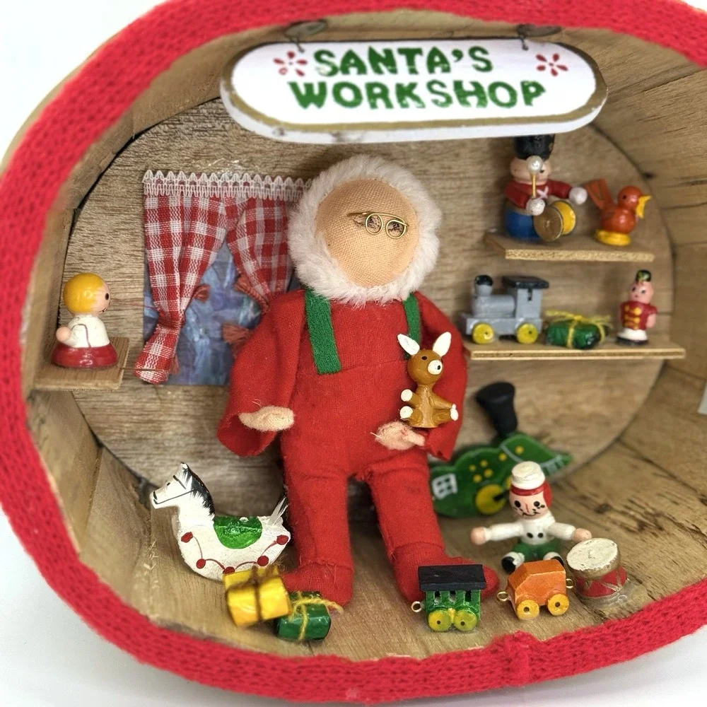 Vintage Enesco Santas Workshop Diorama Ornament Basket Toy Scene 1970s Christmas